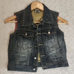 Denim & Co. Sleeveless Denim Vest